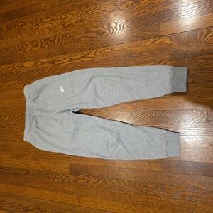 Nike Men's Sportswear Club Fleece Jogger -Dark Heather Grey